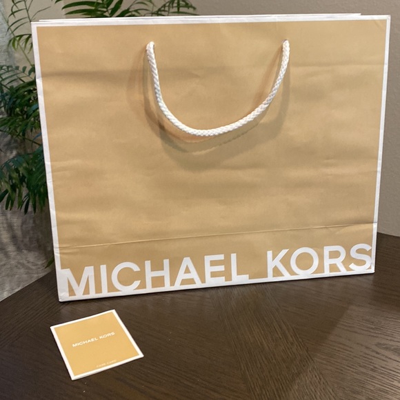 Michael Kors bag - Picture 16 of 16